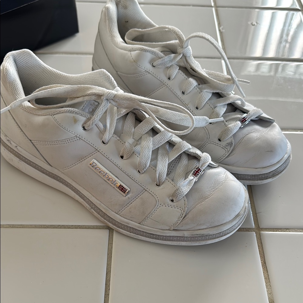 Reebok classic white size 9.5 🐈⬛